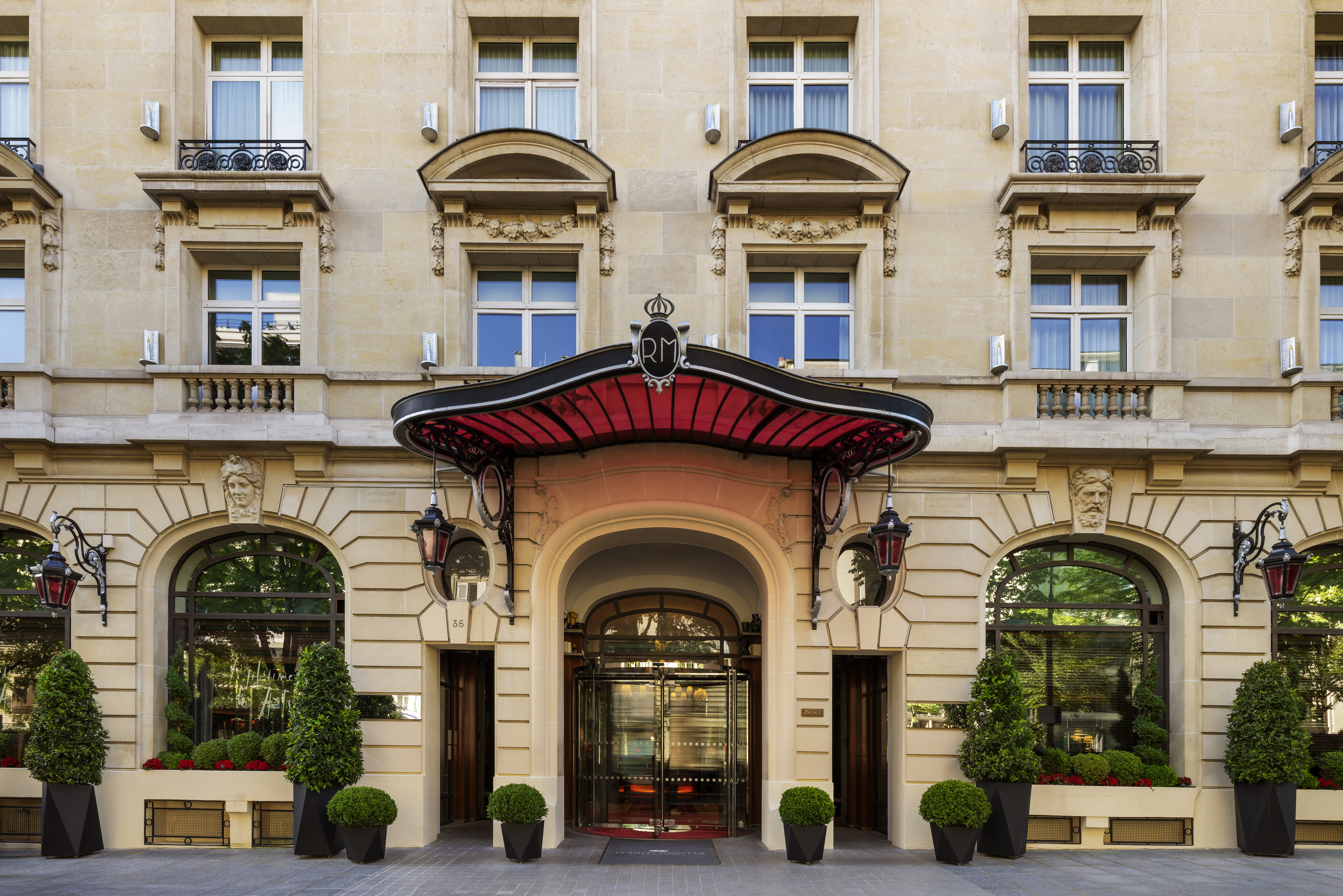 Discover the Best Luxury Hotels in Paris | Limitless